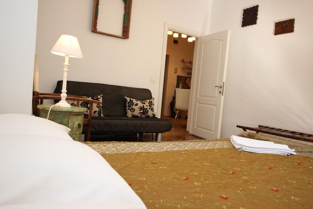 Versus Art Studio Brașov Cameră foto